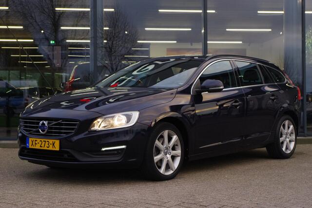 Volvo V60 2.0 D2 Momentum, Trekhaak, Stoelverwarming, Navigatie