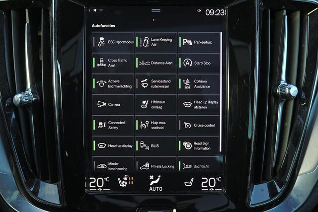 Volvo V60 T5 Inscription - Panorama/schuifdak - IntelliSafe Assist & Surround - 360º Camera - Harman/Kardon audio - Adaptieve LED koplampen - Verwarmde voorstoelen, stuur & achterbank - Parkeersensoren voor & achter - Head up display - Standkachel - Extra getint gl