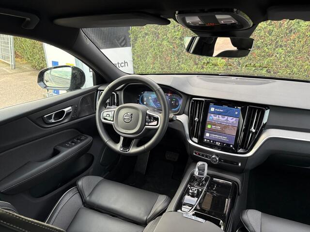 Volvo V60 T6 Plug-in hybrid AWD Plus Dark