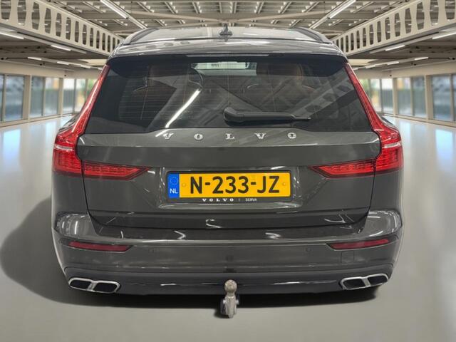 Volvo V60 2.0 B3 Momentum Advantage IntelliSafe Assist/leer/trekhaak/garantie