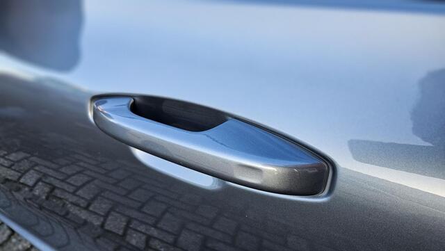 Volvo V60 2.0 B3 R-Design