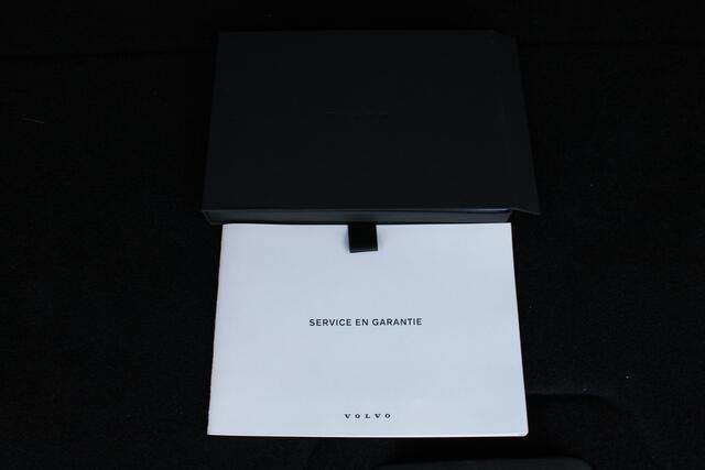 Volvo V60 B3 Automaat Inscription | H&K Audio | Standkachel | Schuif/kantel dak | PDC V+A | Adapt. Cruise