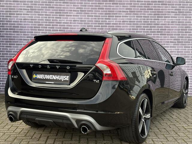 Volvo V60 2.0 T4 Business Sport | Trekhaak | Schuif/kantel dak| Standkachel | Keyless entry/start | DAB | Camera | Parkeersensoren V+A | Extra getint glas |