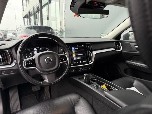 Volvo V60 BWJ 2020 2.0 B4 200 PK Momentum Advantage AUTOMAAT | FULL LED | ADAPTIVE CRUISE | LEER | STOELVERW. | CAMERA | CARPLAY + ANDROID |