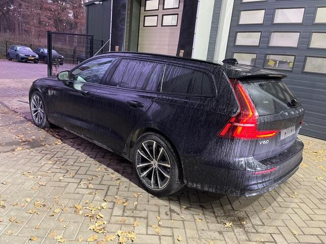 Volvo V60 T6 Plug-in hybrid Plus Dark | ACC | 360° Camera | Stoel+Stuurverwarming | BLIS | Getint Glas