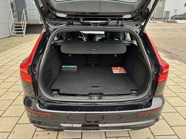 Volvo V60 2.0 T6 Plug-in hybrid AWD Plus Dark