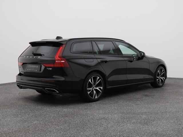 Volvo V60 2.0 T8 Twin Engine AWD R-Design | CAMERA | H&K | MEMORY