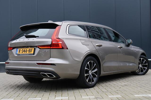 Volvo V60 2.0 B3 Business Pro | NL Auto | Leer | Wegklapbare Trekhaak | Stoelverwarming | Camera | Adaptieve Cruise Control