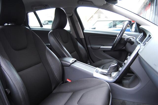 Volvo V60 1.5 T3 Summum