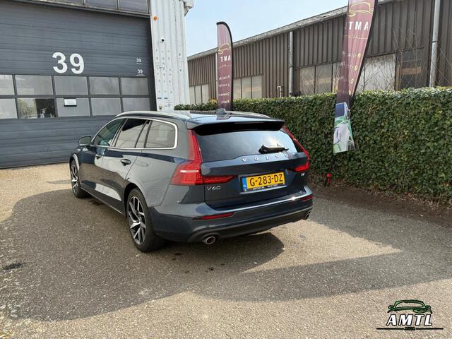 Volvo V60 - 2.0 T4 Momentum Pro