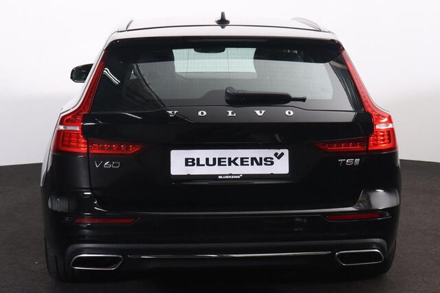 Volvo V60 T5 Inscription - Parkeercamera achter - Verwarmde voorstoelen - Parkeersensoren voor & achter - Elektr. bedienb. bestuurdersstoel met geheugen - Apple Carplay & Android Auto - High Performance audio - Cruise control - 18' LMV