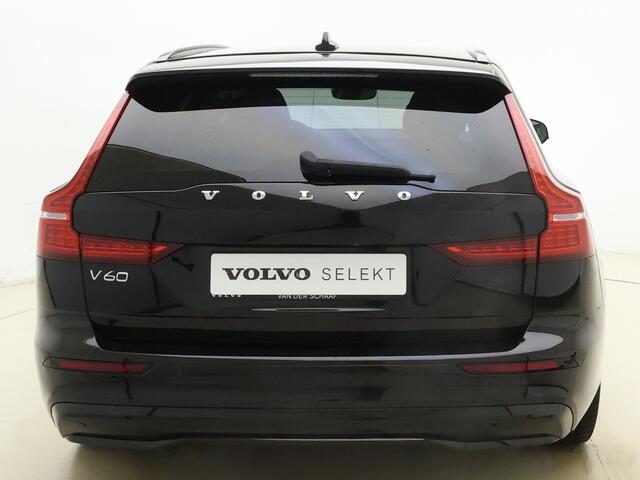 Volvo V60 B4 Automaat Plus Dark / Standkachel / Stoel/- stuurverwarming / Keyles entry / Trekhaak / Camera /