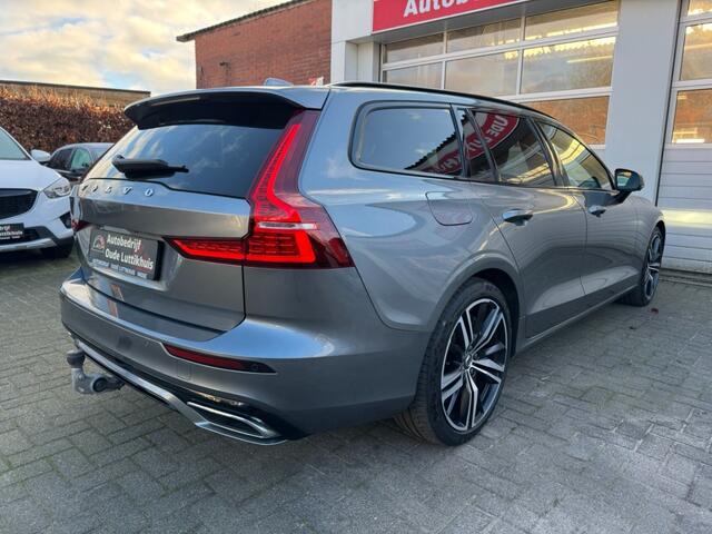 Volvo V60 2.0 T8 Twin-Engine AWD R-Design Camera Harman/Kardon Leder Memory Pilot Assist Trekhaak