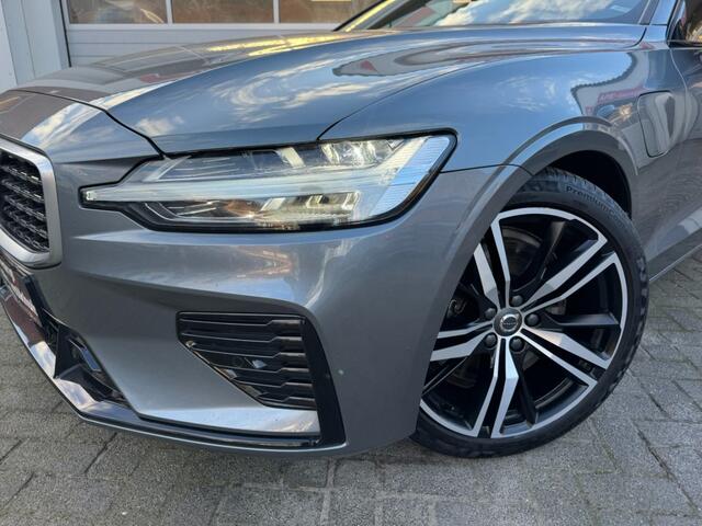Volvo V60 2.0 T8 Twin-Engine AWD R-Design Camera Harman/Kardon Leder Memory Pilot Assist Trekhaak
