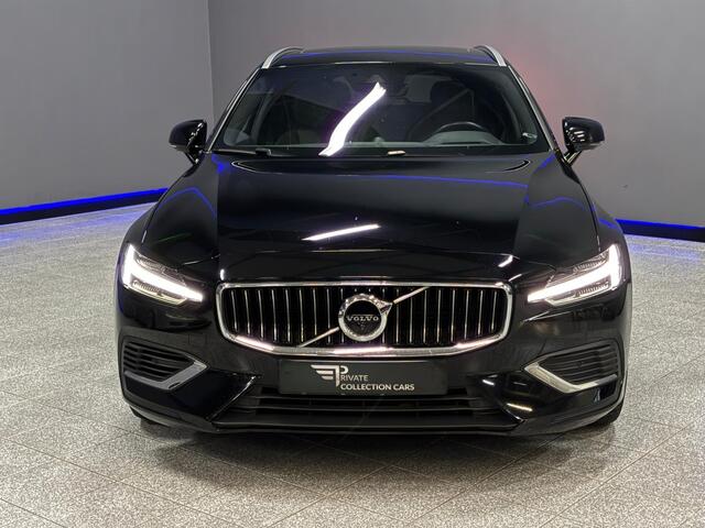 Volvo V60 2.0 T8 Twin Engine AWD R-Design 360°|HUD|B&W|Trekhaak|Pano