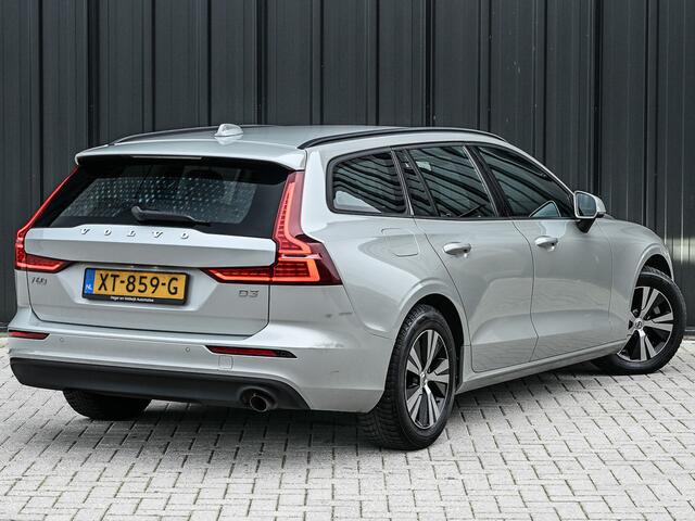 Volvo V60 2.0 D3 · NL-auto · Automaat · Parkeersensoren voor en achter · Cruise control · Led · Virtual cockpit