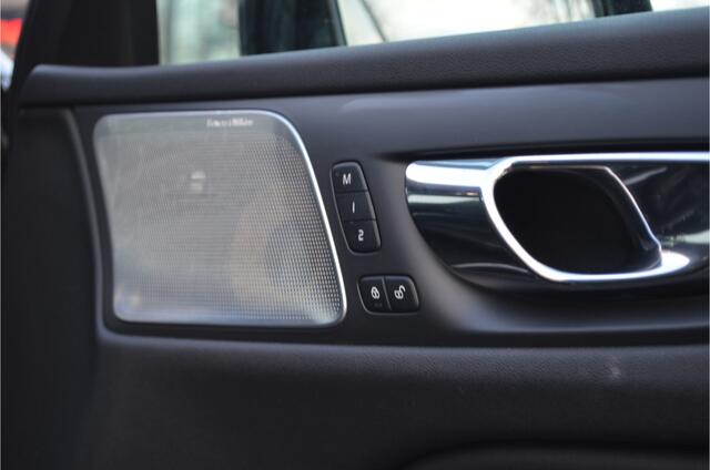 Volvo V60 2.0 T5 R-Design Panodak B&W Memorey Stoelverw. Pilot Assist Trekh. Volle Uitvoering! Head Up Stoelventilatie Achterbank verw.