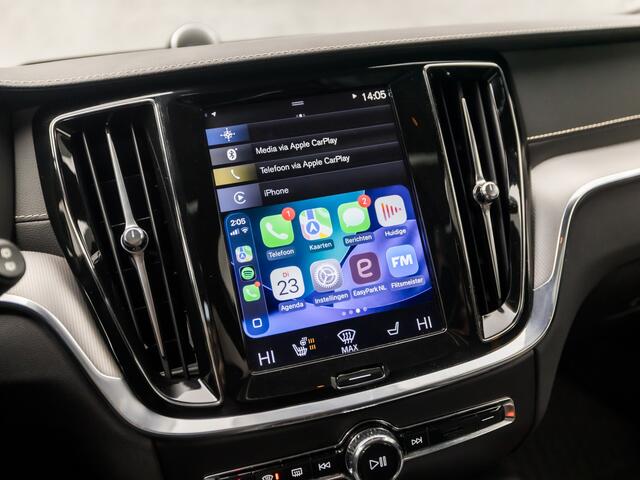 Volvo V60 2.0 T8 Twin Engine AWD Polestar Engineered 407Pk Automaat (PANORAMADAK, BOWERS&WILKINS AUDIO, HEAD-UP DISPLAY, KEYLESS, 360 GRADEN CAMERA, GELE GORDELS, TREKHAAK WEGKLAPBAAR, STANDKACHEL, 20 INCH)