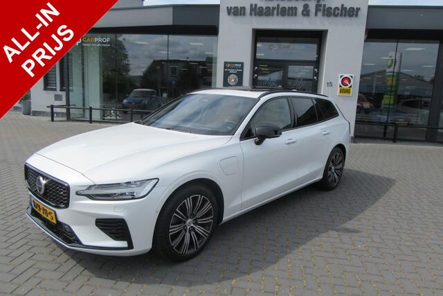 Volvo V60 2.0 T6 Plug-in hybrid AWD Ultra Dark, Full Options