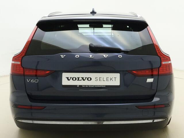 Volvo V60 T6 350pk AWD Essential Bright / Stoel + Stuurw. Verwarming / PDC + Camera / El. Trekhaak / 18'' / Achterb. Verwarming / Google / DAB / Metallic Lak /