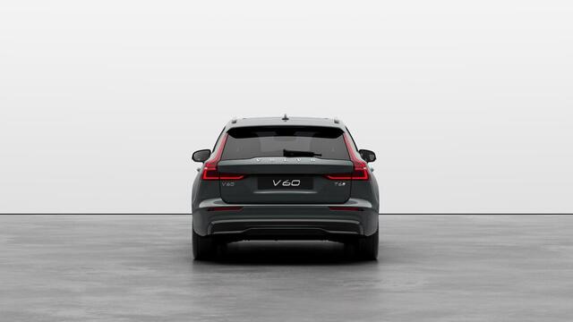 Volvo V60 T6 Plug-in hybrid AWD Plus Dark | Schuif-/kanteldak | Extra getint glas achter | 19" 5-triplespaaks Glossy Black Diamond Cut