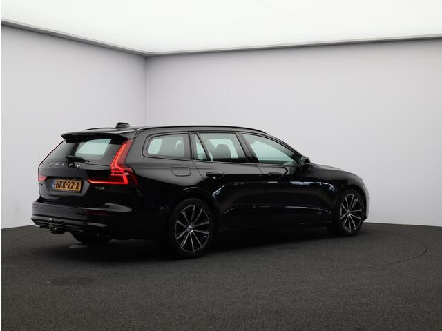 Volvo V60 2.0 T6 Plug-in hybrid AWD Plus Dark / Trekhaak / 360 Camera / Harman Kardon / Elektrische Stoelen / Stoel+Stuurverwarming / Pilot Assist / BLIS / Keyless
