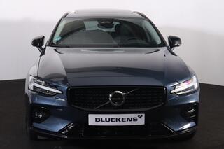 volvo-v60-b4-ultra-dark---panorama-