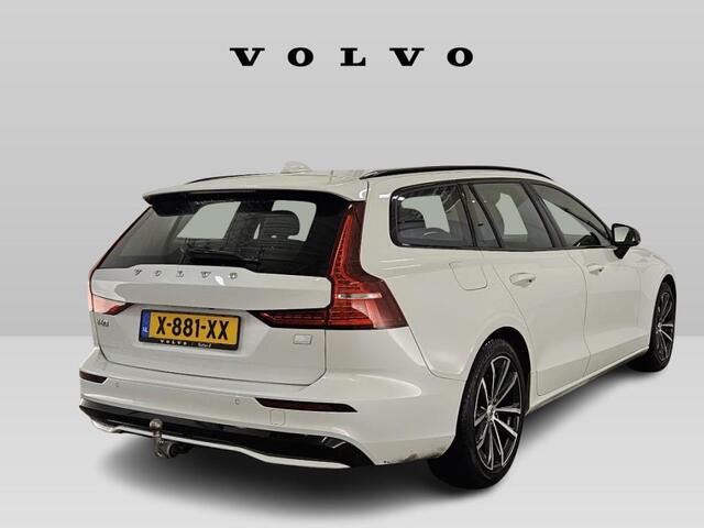 Volvo V60 2.0 T6 Plug-in hybrid AWD Plus Dark | Trekhaak | Adaptive Cruise Control | Stuurverwarming | Stoelverwarming voor & achter | Power Seats met Memory | Sportstoelen | BLIS |