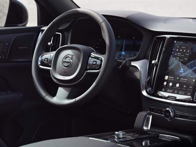 Volvo V60 T8 Plug-in hybrid AWD Plus Perform. Ed. Dark