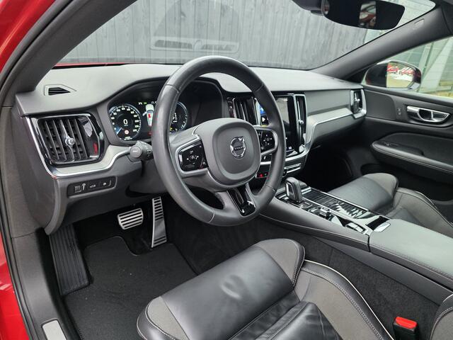 Volvo V60 2.0 T6 Recharge AWD R-Design
