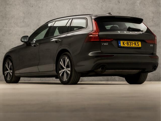 Volvo V60 2.0 B3 Momentum 164Pk Automaat (GROOT NAVI, CAMERA, ADAPTIVE CRUISE, SPORTSTOELEN, LED KOPLAMPEN, STUUR/STOELVERWARMING, NIEUWE APK, NIEUWSTAAT)