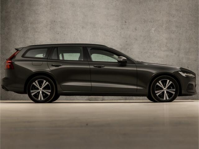 Volvo V60 2.0 B3 Momentum 164Pk Automaat (GROOT NAVI, CAMERA, ADAPTIVE CRUISE, SPORTSTOELEN, LED KOPLAMPEN, STUUR/STOELVERWARMING, NIEUWE APK, NIEUWSTAAT)