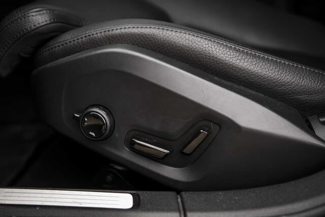 Volvo V60 2.0 B3 Plus Bright | Trekhaak | Adaptieve Cruise Control | Google Navigatie | Lederen bekleding | Stoel- en stuurverwarming | Elektrisch verstalbare voorstoelen |