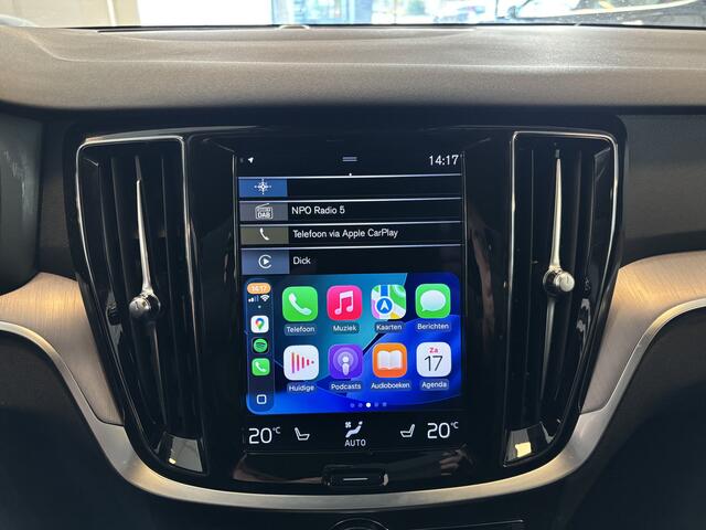 Volvo V60 2.0 B3 163 Pk / Leer / Stuur- en Stoelverwarming / Dab+ / Apple Carplay / Camera / Trekhaak - 100% Volvo dealer -