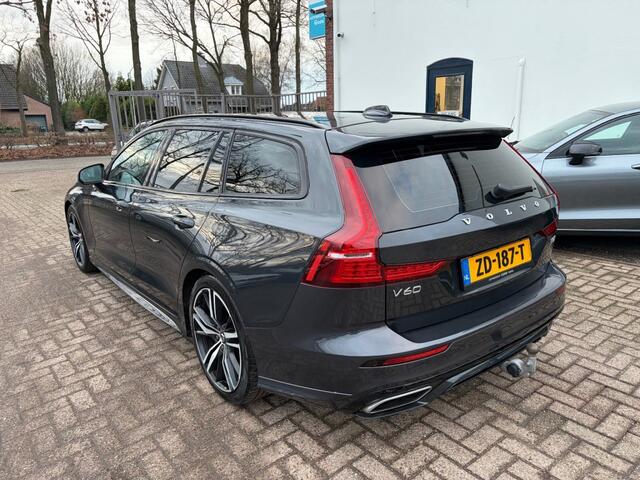 Volvo V60 T5 R-Design Pilot Assist