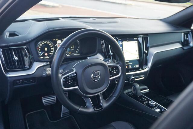Volvo V60 2.0 T8 AWD Polestar Engineered | PANO | H&K