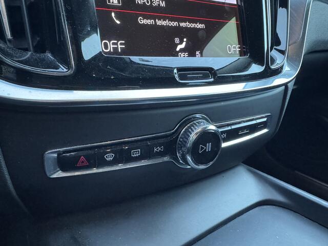 Volvo V60 2.0 B3 Momentum Advantage | Navi |