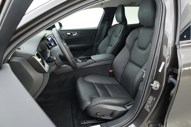 Volvo V60 2.0 T6 Plug-in hybrid AWD Plus Dark | Dig. Cockpit | Nav+CarPlay | Stuur+Stoelverw. | Harman/Kardon | Bliss | Leder+Memory | 360*+PDC | Adapt. Cruise V