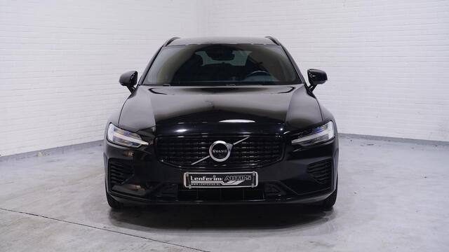 Volvo V60 2.0 T6 Recharge AWD R-Design Black-line private-glas Navigatie electr achterklep afneembare trekhaak LED-verlichting DAB ECC Distronic 360 camera lane-assist PDC achter 19-inch lmv