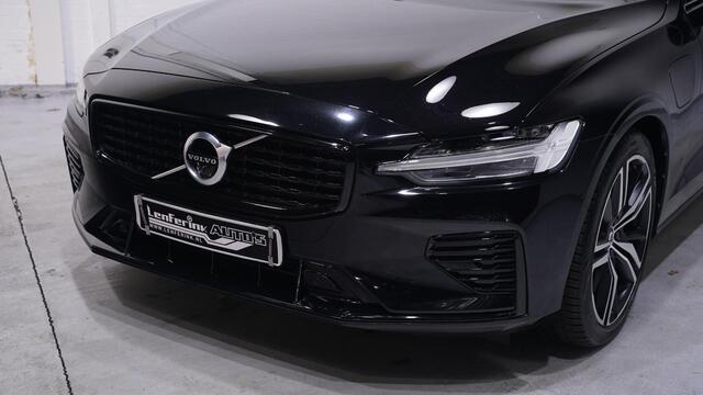 Volvo V60 2.0 T6 Recharge AWD R-Design Black-line private-glas Navigatie electr achterklep afneembare trekhaak LED-verlichting DAB ECC Distronic 360 camera lane-assist PDC achter 19-inch lmv