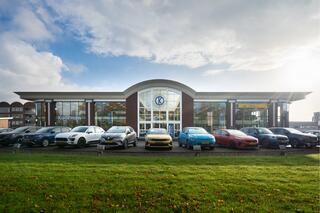 volvo-v60-2.0-b3-163pk-essential-ed