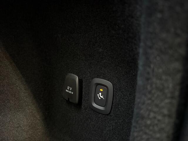 Volvo V60 B4 211pkplus darkPanoramatrekhaakleerharman kardonThunder Grey Bovag garantie 360 camera