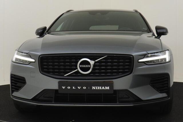 Volvo V60 T6 TWIN ENGINE AWD R-DESIGN -HARMAN/KARDON|KEYLESS|POWER-SEAT|PRIVACY.GLAS|CAMERA|GEARSHIFT|19"