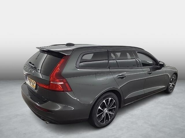 Volvo V60 2.0 B3 Momentum Business | Stoel en stuurverwarming | Camera | Parkeersensoren V+A | Apple carplay/Android auto | Adaptief | Pilot Assist | Extra getint glas | Leder |