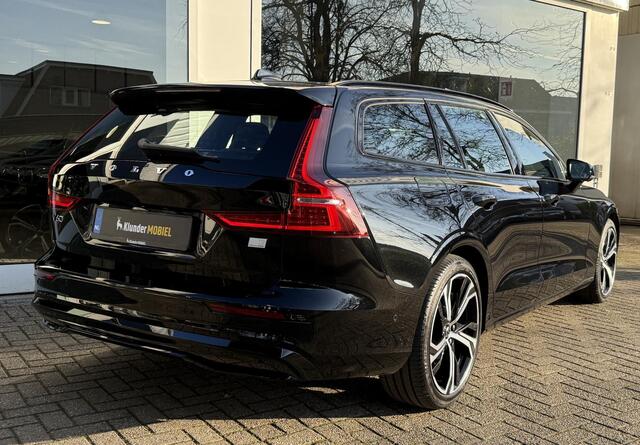 Volvo V60 2.0 T8 Recharge AWD Ultimate Dark |Panorama|HUD|360° Cam.|