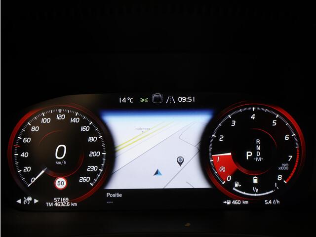 Volvo V60 2.0 B3 R-Design / Pan. dak / Stoel+stuur+vorruit+achterbankverwarming / Harman Kardon / Standkachel