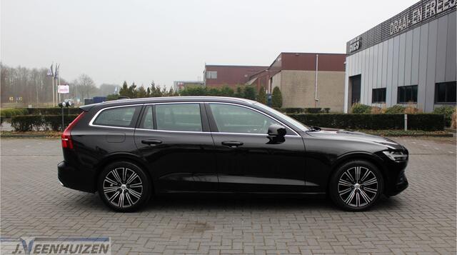 Volvo V60 2.0 B4 R-Design | 2020 | AUTOMAAT | Stoelverwarming |