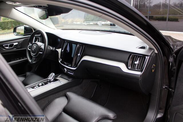 Volvo V60 2.0 B4 R-Design | 2020 | AUTOMAAT | Stoelverwarming |