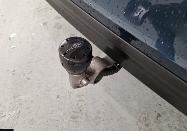 Volvo V60 2.0 B4 Momentum Business | Harman/Kardon | Trekhaak | Stoel/stuurverwarming | Memory | Schuif/kantel panoramadak | Adaptieve cruise | Pilot assist | 360° Camera |