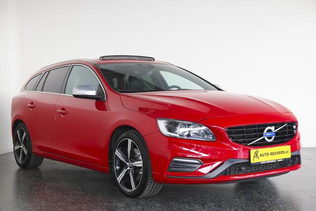 Volvo V60 2.0 T4 R-Design / Opendak / Leder / Trhaak / Cam / Org NL